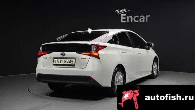 Toyota Prius Prius 4th Generation 2021 года - вид 2