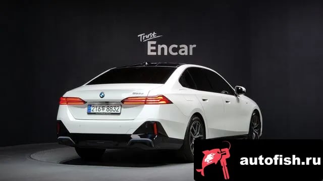 BMW 5-Series 5 Series (G60) 2025 года - вид 2