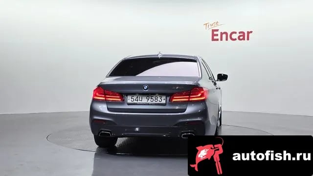 BMW 5-Series 5 Series (G30) 2019 года - вид 4