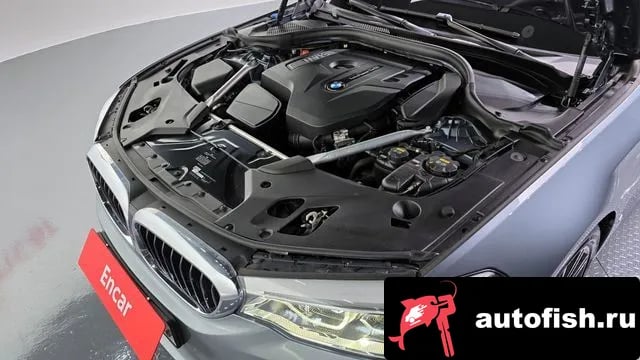 BMW 5-Series 5 Series (G30) 2019 года - вид 6