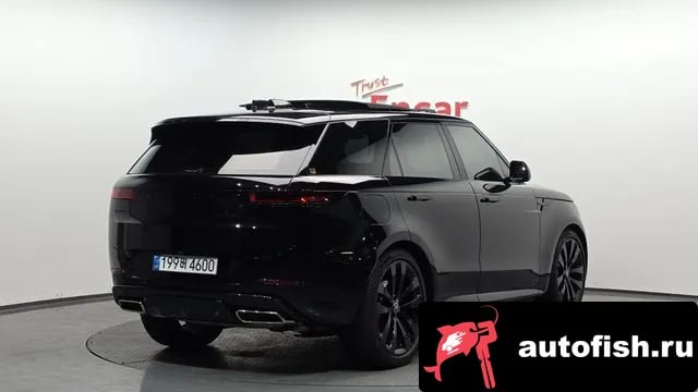 Land Rover Range Rover Sport Range Rover Sport 3rd Generation 2025 года - вид 1