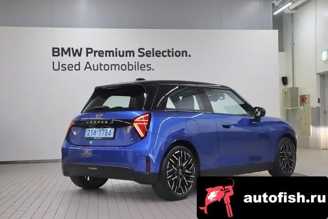 Mini Cooper Cooper Electric 4th Generation 2024 года - вид 2