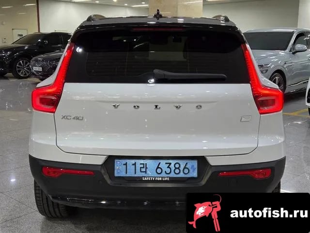 Volvo XC40 XC40 Richards 2024 года - вид 4