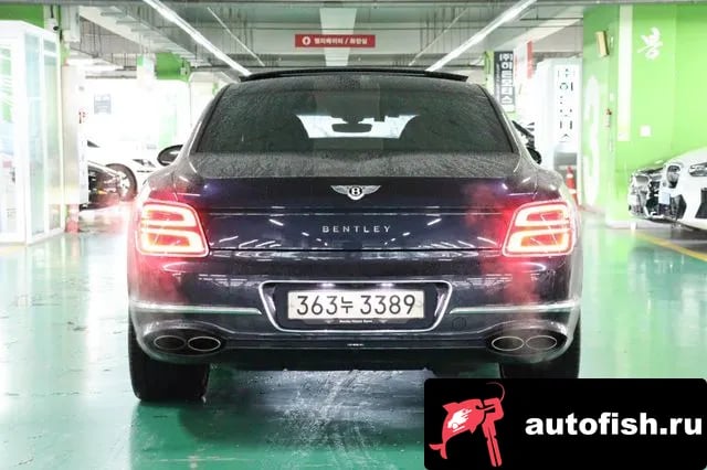 Bentley Flying Spur Flying Spur 3rd Generation 2022 года - вид 3