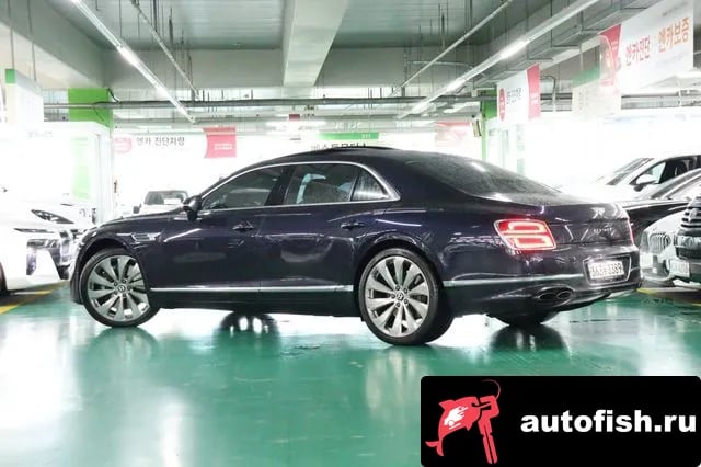 Bentley Flying Spur Flying Spur 3rd Generation 2022 года - вид 4