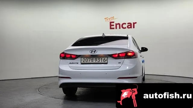 Hyundai AVANTE Avante AD 2018 года - вид 4