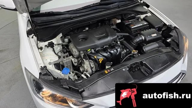 Hyundai AVANTE Avante AD 2018 года - вид 6