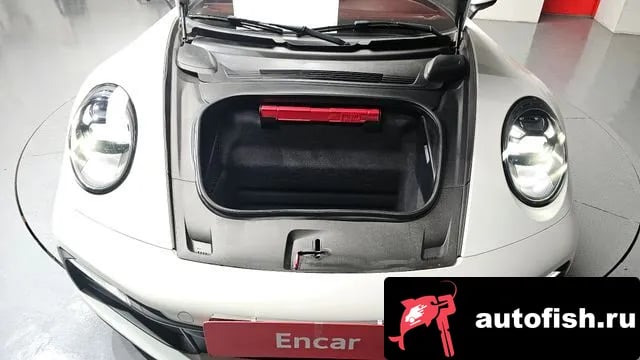 Porsche 911 911 (992) 2022 года - вид 6