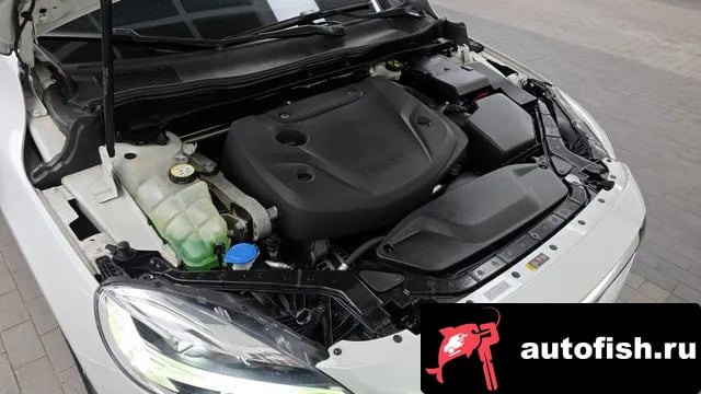 Volvo V40 V40 Cross-Country 2018 года - вид 6