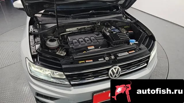 Volkswagen Tiguan Tiguan second Generation 2020 года - вид 6