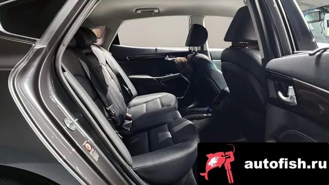 Kia K7 Come New K7 2018 года - похожие автомобили