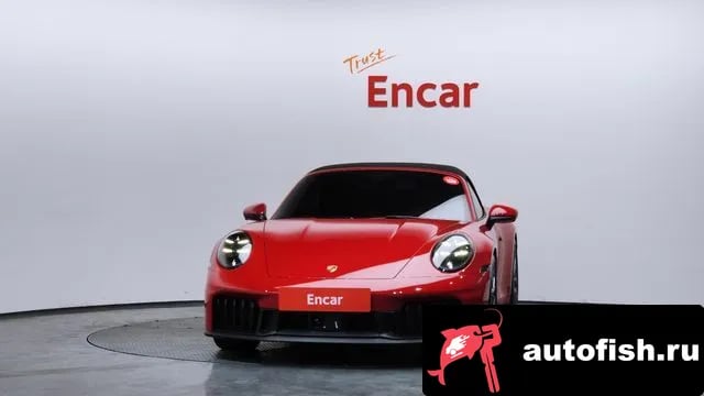 Porsche 911 911 (992) 2025 года - вид 3