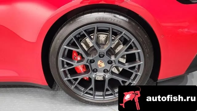 Porsche 911 911 (992) 2025 года - вид 5