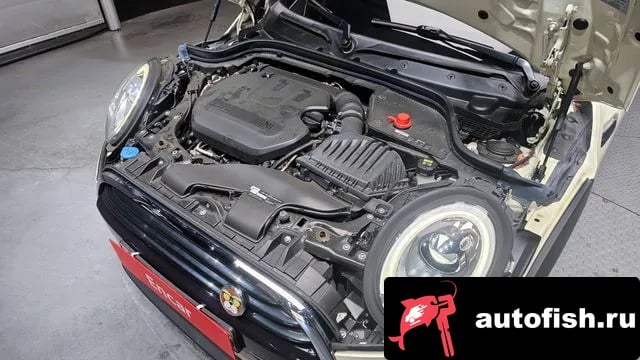 Mini Cooper Cooper D 2018 года - вид 6