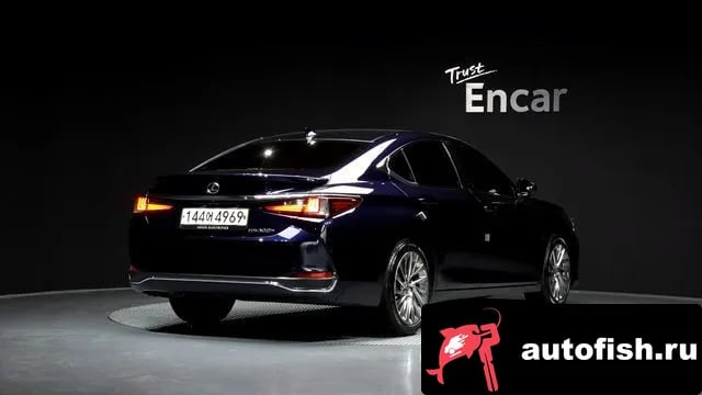 Lexus ES ES300h 7th generation 2023 года - похожие автомобили