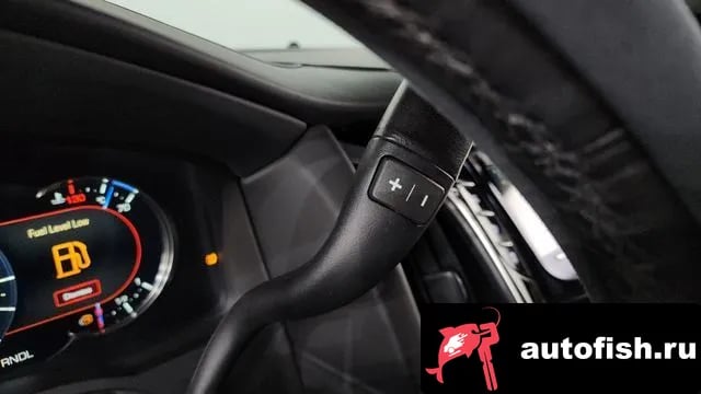 Cadillac Escalade Escalade 2018 года - похожие автомобили