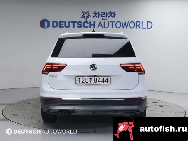 Volkswagen Tiguan Tiguan second Generation 2019 года - вид 4