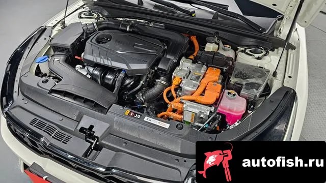 Kia K5 The New K5 Hybrid 3rd generation 2024 года - похожие автомобили