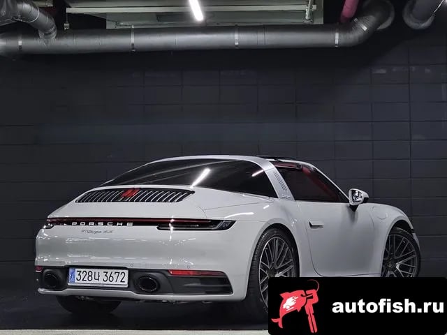 Porsche 911 911 (992) 2024 года - вид 4