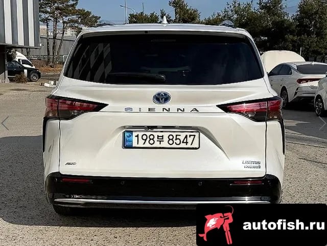 Toyota Sienna Siena 4th Generation 2022 года - вид 3