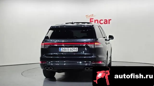 Lincoln Aviator Aviator 2nd generation 2021 года - вид 4