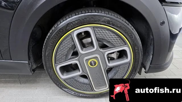 Mini Cooper Cooper Electric 2023 года - вид 5