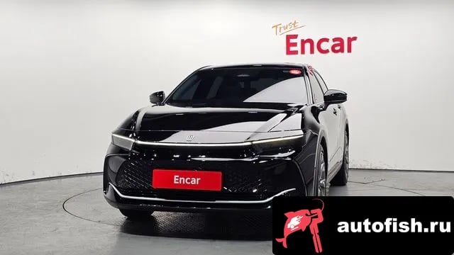 Toyota Crown Crown Crossover 2023 года - вид 3