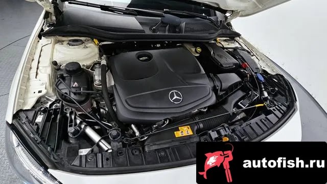 Mercedes-Benz GLA-Class GLA-Class X156 2019 года - вид 6