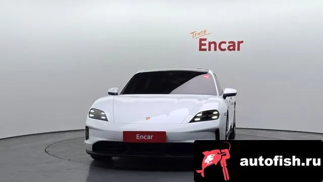 Porsche Taycan Taikan 2025 года - вид 3