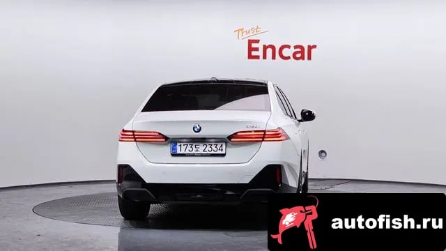 BMW 5-Series 5 Series (G60) 2025 года - вид 4