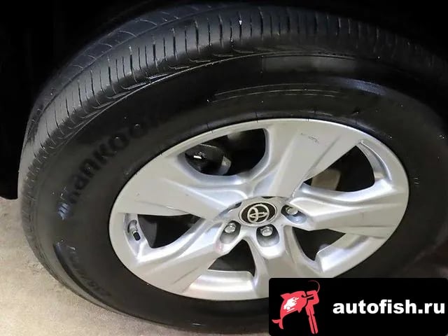 Toyota RAV4 RAV4 5th Generation 2020 года - вид 5