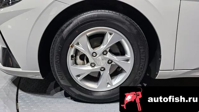 Hyundai AVANTE Avante (CN7) 2022 года - вид 5