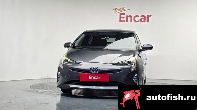 Toyota Prius Prius 4th Generation 2018 года - похожие автомобили