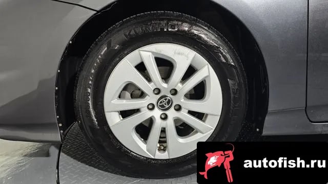 Toyota Prius Prius 4th Generation 2018 года - вид 5