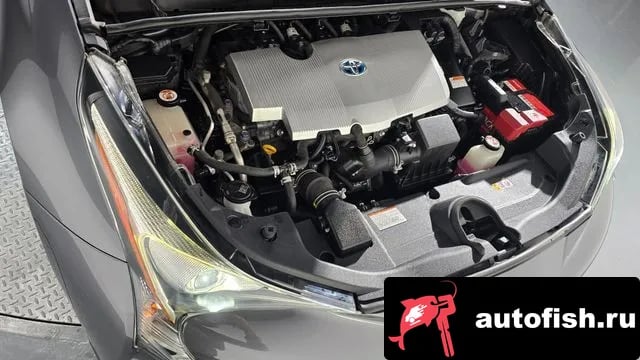 Toyota Prius Prius 4th Generation 2018 года - вид 6