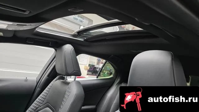 Lexus UX UX250h 2021 года - похожие автомобили