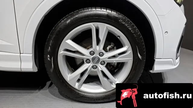 Audi Q3 Q3 (F3) 2020 года - вид 5