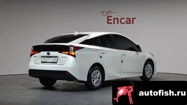 Toyota Prius Prius 4th Generation 2019 года - автомобиль из Южной Кореи