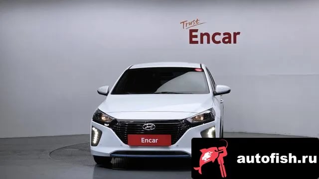 Hyundai Ioniq Ionic Hybrid 2018 года - вид 3
