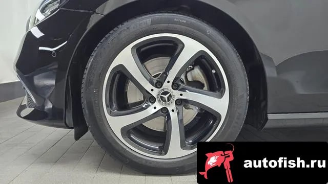 Mercedes-Benz E-Class E-Class W213 2020 года - похожие автомобили
