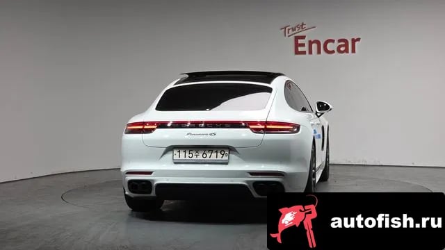 Porsche Panamera Panamera (971) 2018 года - вид 3
