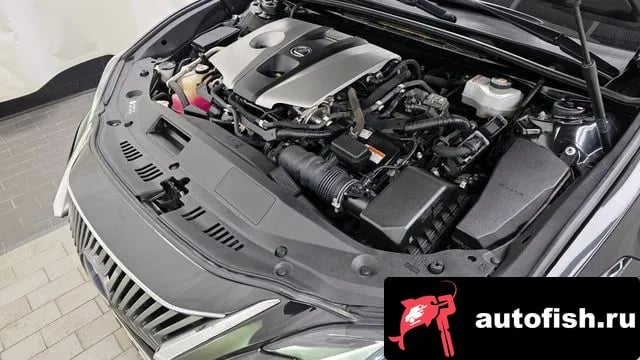 Lexus ES ES300h 7th generation 2018 года - вид 6