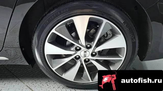 Kia K5 K5 second generation 2018 года - вид 4