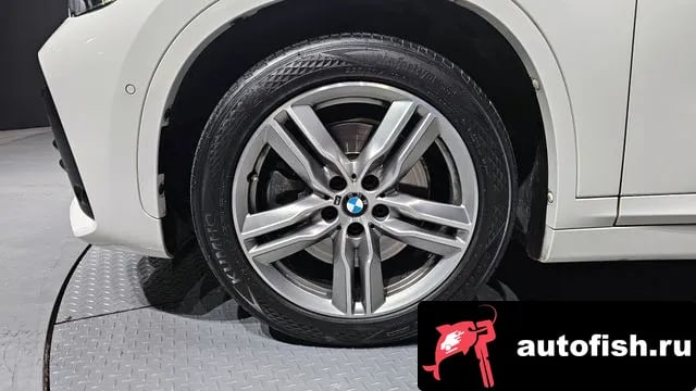 BMW X1 X1 (F48) 2020 года - вид 5