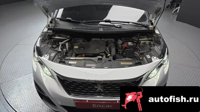 Peugeot 3008 3008 second generation 2018 года - вид 6