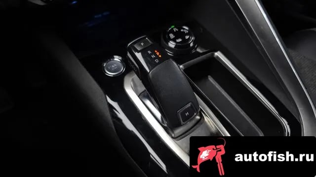 Peugeot 3008 3008 second generation 2018 года - похожие автомобили