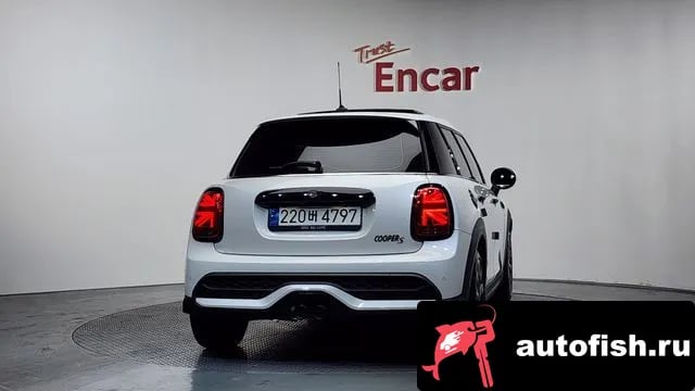 Mini Cooper Cooper S 2023 года - вид 4