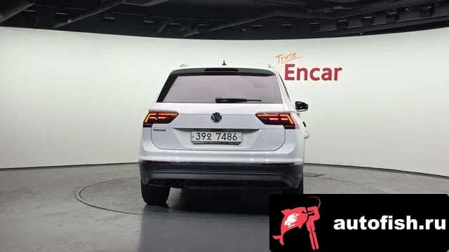 Volkswagen Tiguan Tiguan second Generation 2018 года - вид 4