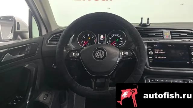 Volkswagen Tiguan Tiguan second Generation 2018 года - похожие автомобили