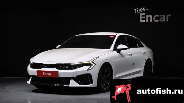 Kia K5 The New K5 3rd generation 2023 года - автомобиль из Южной Кореи